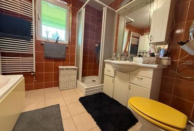 Casa individuala, spatioasa, 6 camere, 147 mp utili - zona Fratelia - 12