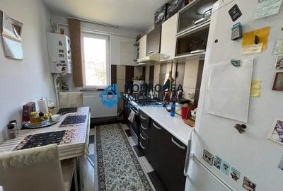 Apartament cu 2 camere decomandat în Big - 9