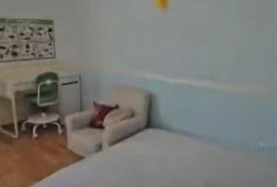 Casă individuală cu 5 camere cu Teren 200 Mp în Central - 1