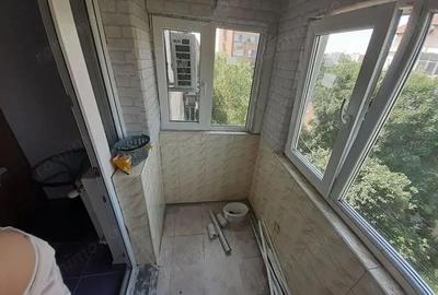 Apartament cu 2 camere nedecomandat în Complex Studențesc