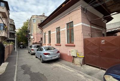 Unirii - Palatul Parlamentului - Manastirea Antim- - 32