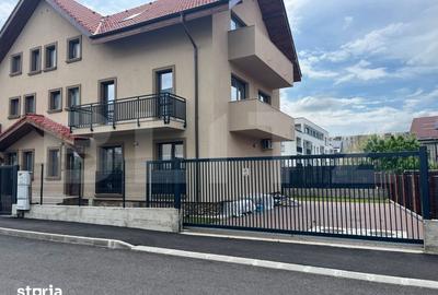 Apartament cu 2 camere decomandat în Tractorul - 2