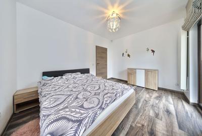 Casă individuală cu 4 camere cu Canalizare în Cristian - 14