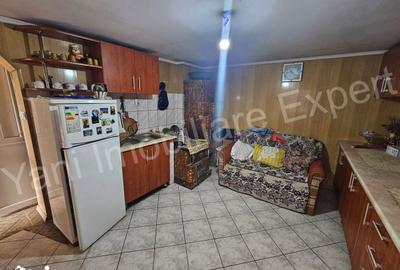 Casă cu 3 camere cu Teren 1378 Mp în Corbeni - 12