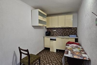 Casă individuală cu 6 camere cu Canalizare în Episcopia Bihorului - 8