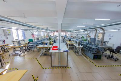 HALA  VANZARE de 1,100mp in Baia Mare- LOCATIE RENOVATA - 2