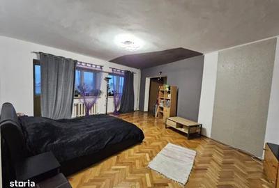 Garsonieră în 1 Mai