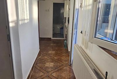 Casă cu 2 camere cu Teren 150 Mp în Central - 1