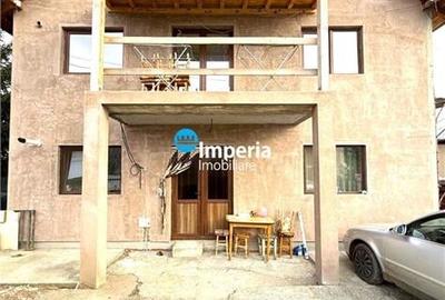 Casă individuală cu 8 camere în Lunca Cetățuii