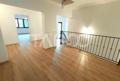 Casa 10 camere 390 mp utili - pe strada Calea Poplacii din Sibiu - 2