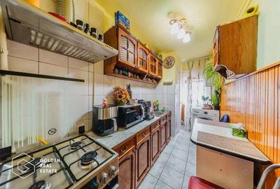 Apartament cu 3 camere semidecomandat, mobilat în Central - 3