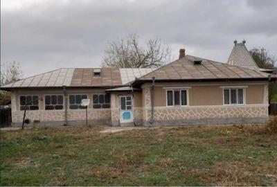 Casă cu 5 camere de vânzare in Sintești, Comuna Boranesti, Judetul Ialomita - 2