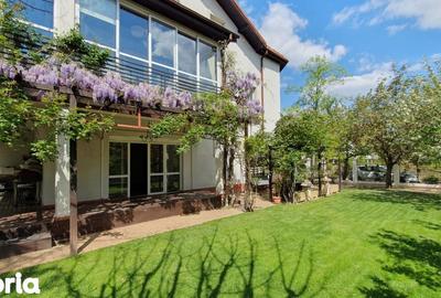 Casă cu 7 camere cu Teren 600 Mp în Central - 11