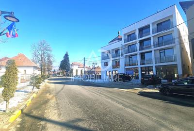 Spațiu comercial, de 220 mp, în Central - 5