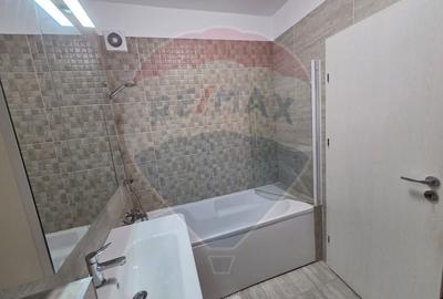Apartament cu 3 camere decomandat, mobilat în Nufărul - 13