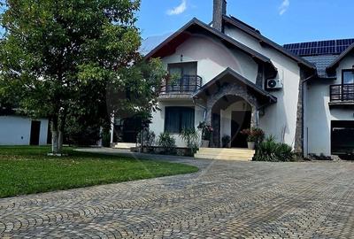 Casă cu 6 camere cu Teren 1241 Mp în Ultracentral - 1