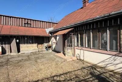 Casă cu Teren 777 Mp în Central - 5