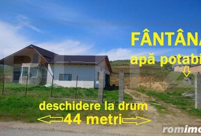 Casă cu 3 camere cu Teren 2116 Mp în Central - 4