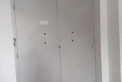 Spațiu comercial, de 180 mp, în Titan - 1