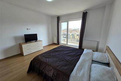 Apartament cu 2 camere semidecomandat, mobilat în Tractorul - 14