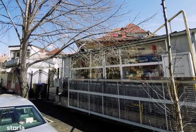 Casă cu 4 camere în Central - 2
