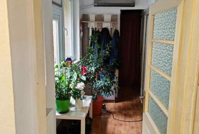 Casă individuală cu 5 camere cu Teren 250 Mp în Vatra Luminoasă - 1