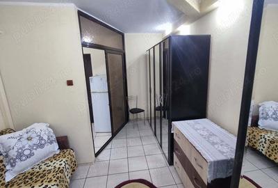 Inchiriez apartament 2 camere etaj 1 Micro 19 - 2
