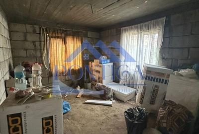 Casă cu 4 camere cu Teren 296 Mp în Nord