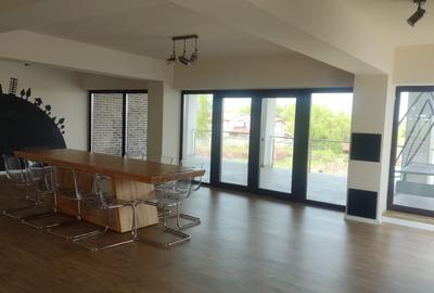 Corbeanca /Paradisul verde - Inchiriere Vila pretabila gradinita
