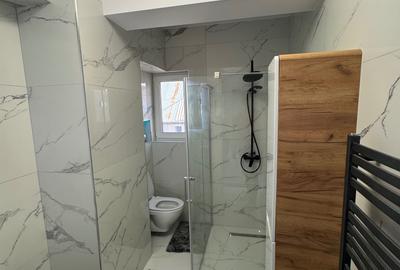 Apartament cu 3 camere în Central - 1
