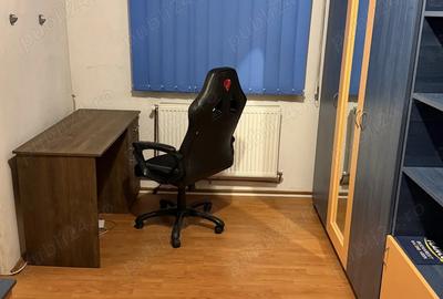 Ap 3 camere, et.2 ,Craiovita noua - George Enescu - 2