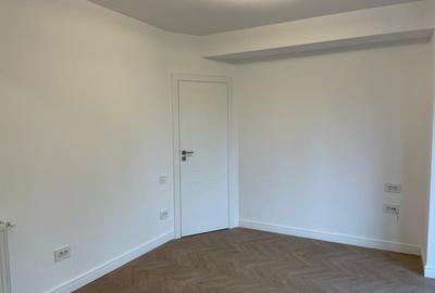 Apartament cu 8 camere decomandat în Arcul de Triumf - 8