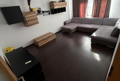 Apartament cu 3 camere decomandat în Aradului - 4