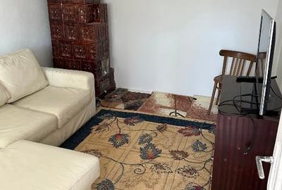 Casă cu anexe și grădină; Retevoiesti , 30Km Curte de Argeș și Câmpulung; locuib - 10