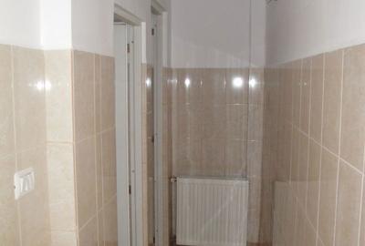 Spațiu comercial, de 99 mp, în Central - 6