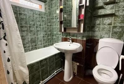 Apartament cu 2 camere semidecomandat în Micro 6 - 3