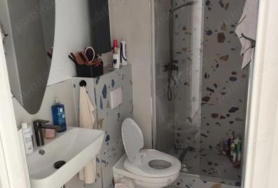 Apartament cu 3 camere decomandat în Central - 1