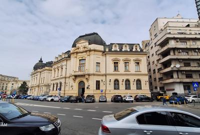 Apartament cu 3 camere semidecomandat în P-ța Universității - 1