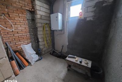 Casă cu 4 camere cu Teren 538 Mp în Priseaca - 4