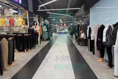 Spațiu comercial, de 17.700000762940 mp, în Văcăresti - 5