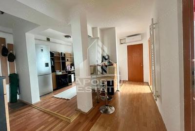 Apartament cu 3 camere decomandat, mobilat în Dacia