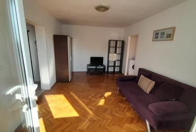 Apartament cu 2 camere semidecomandat, mobilat în Moșilor