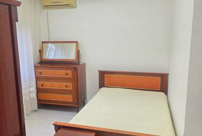 Sala Palatului, Ion Campineanu - 9