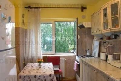 Apartament cu 4 camere semidecomandat în Griviței - 1