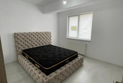 Apartament cu 3 camere decomandat, mobilat în Metalurgiei