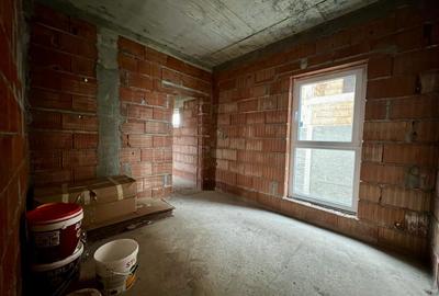 Duplex cu 5 camere cu Canalizare în Dumbrăvița - 6