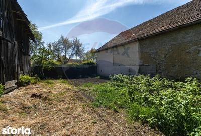 Casă cu 3 camere cu Teren 609 Mp în Părău - 20