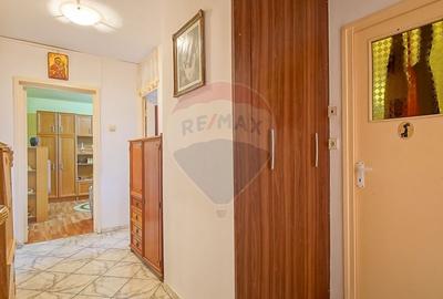 Apartament cu 3 camere decomandat, mobilat în Central - 19