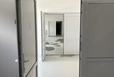 Spațiu comercial, de 283 mp, în Industrială - 4