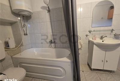 Casă cu 2 camere cu Teren 2685 Mp în Curtuișeni - 4
